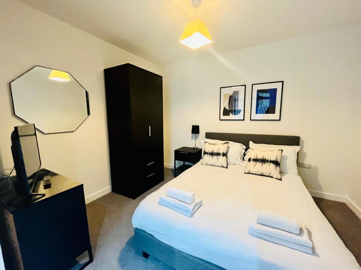 Fully Equipped One Bedroom Apartment Near Old Trafford Stadium! Manchester Eksteriør billede