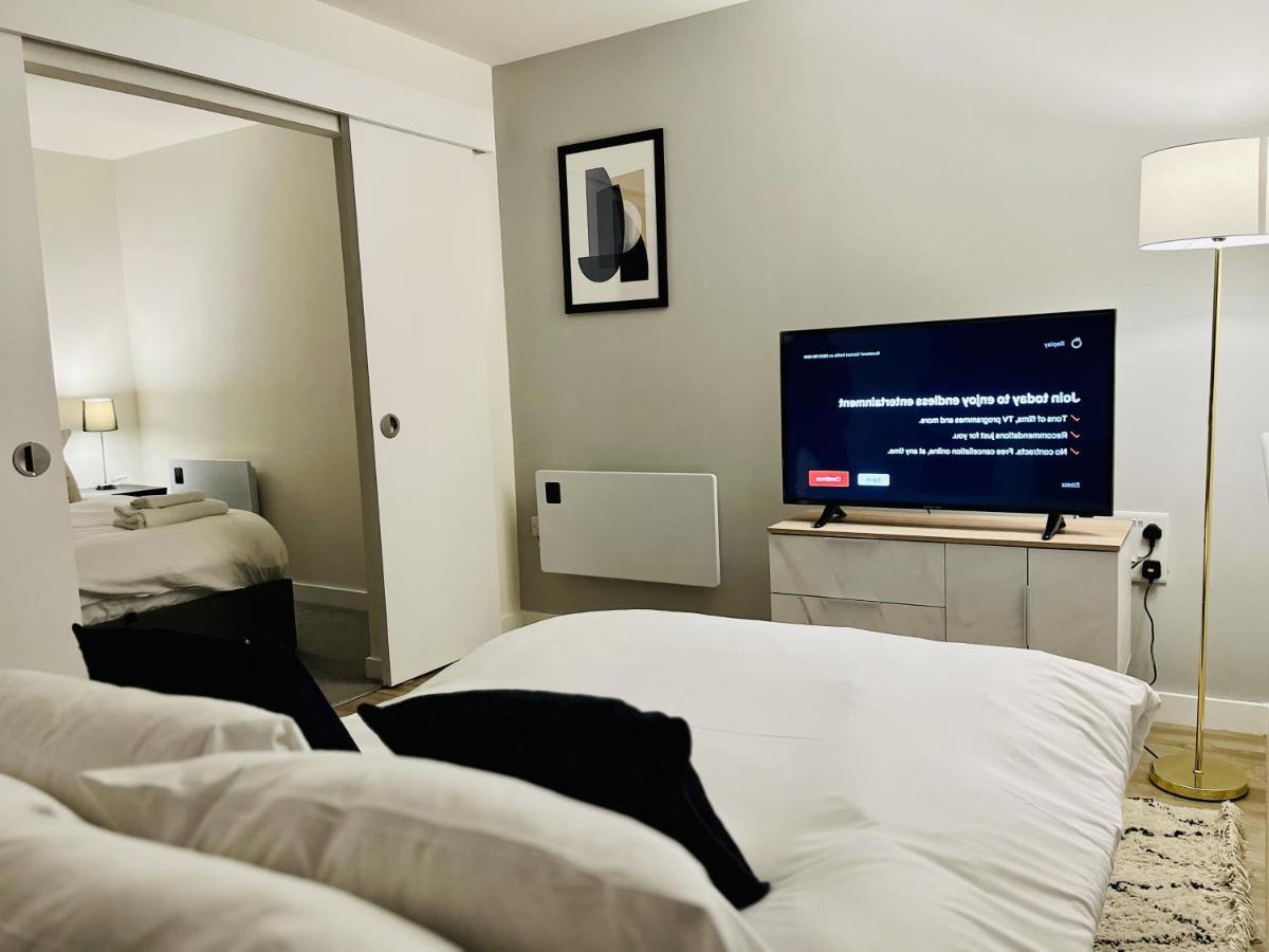 Fully Equipped One Bedroom Apartment Near Old Trafford Stadium! Manchester Eksteriør billede